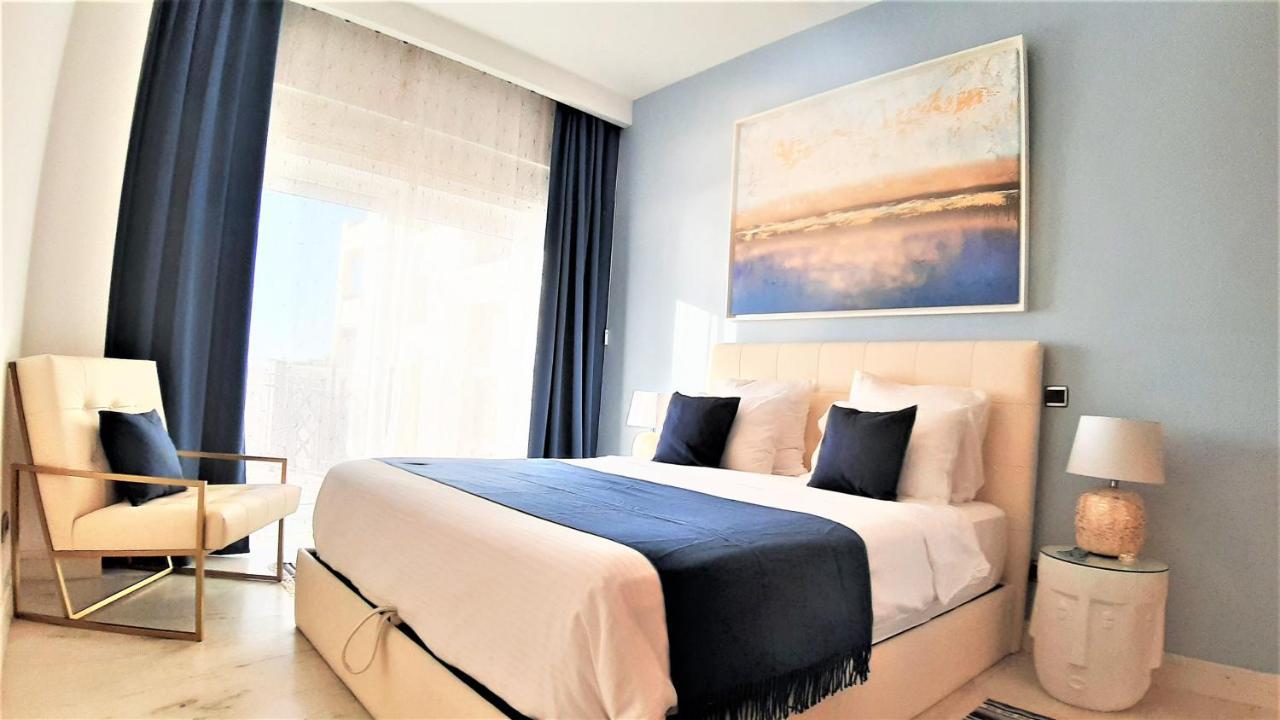 Potato Beach Apartment At Beach Front & Sea View Lagos Exterior foto